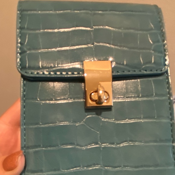 Croc Skin Blue Small Crossbody Bag Gold Chain - Picture 2 of 7